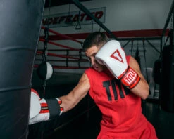 TITLE Boxing All Heart Bag Gloves 2.0 30 TITLE Boxing All Heart Bag Gloves 2.0 -TITLE Boxing Shop AHABG2WHRD 2