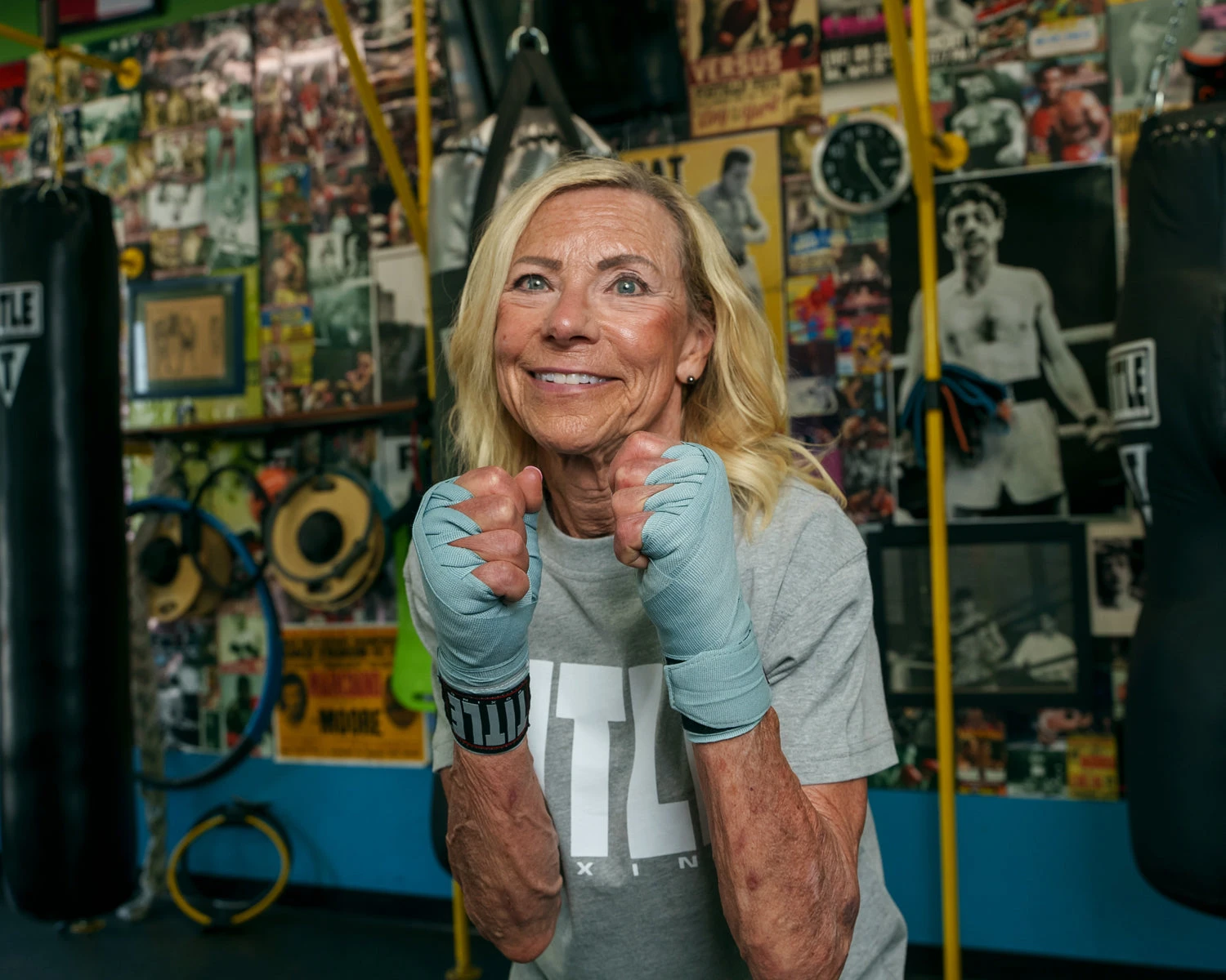 TITLE Boxing Fight Back Semi-Elastic Hand Wraps 11 TITLE Boxing Fight Back Semi-Elastic Hand Wraps - Image 11