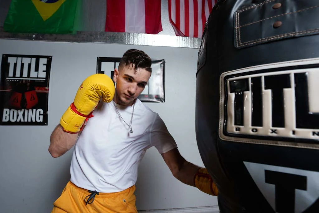 TITLE Boxing Gloves Necklace 2 TITLE Boxing Gloves Necklace - Image 2