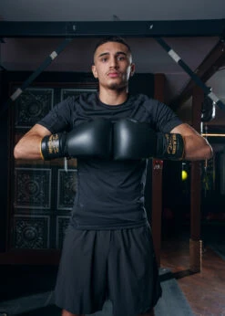 TITLE Boxing Roberto Duran Leather Sparring Gloves 14 TITLE Boxing Roberto Duran Leather Sparring Gloves -TITLE Boxing Shop RDSGBK 1