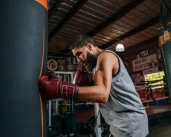 TITLE Boxing Sugar Ray Leonard Throwback Leather Bag Gloves 13 TITLE Boxing Sugar Ray Leonard Throwback Leather Bag Gloves -TITLE Boxing Shop SRLTLBGMR 3