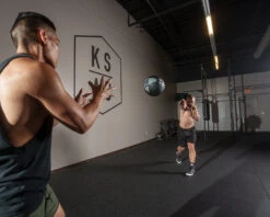 TITLE Boxing Rubber Medicine Ball -TITLE Boxing Shop TBCMBR12 2