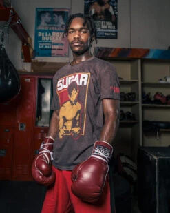 TITLE Boxing Old School Leather Lace-Up Sparring Boxing Gloves -TITLE Boxing Shop TITLE Boxing Old School Leather Lace Up Sparring Gloes kid with hands down oslsg