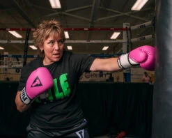 TITLE Premier Leather Super Bag Gloves 2.0 -TITLE Boxing Shop TSBG2PK 1