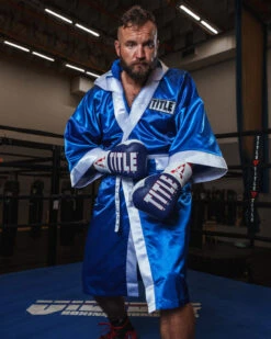 TITLE Boxing Pro Full Length Robe 3.0 -TITLE Boxing Shop TSRFL3BLWH 1