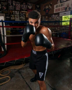 TITLE Boxing Vegan Fitness Bag Gloves 28 TITLE Boxing Vegan Fitness Bag Gloves -TITLE Boxing Shop VGFBGBK 3