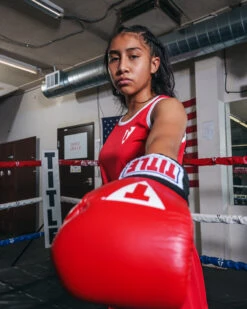 TITLE Boxing Women's Reversible Elite Amateur Boxing Set 25 TITLE Boxing Women's Reversible Elite Amateur Boxing Set -TITLE Boxing Shop WRTABSRD TITLE Boxing Women s Reversible Elite Amateur Boxing Set