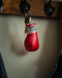 TITLE Boxing Excel Glove Keyring -TITLE Boxing Shop XBGKRRD 1