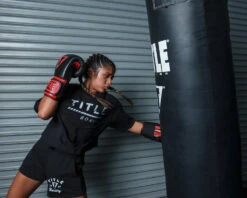 TITLE Boxing All Heart Bag Gloves 2.0 22 TITLE Boxing All Heart Bag Gloves 2.0 -TITLE Boxing Shop ahabg2 bk rd 3 1