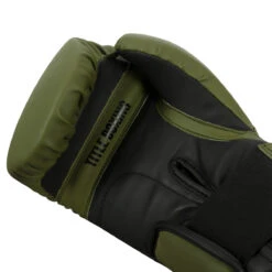 TITLE Boxing Combat Bag Gloves 28 TITLE Boxing Combat Bag Gloves -TITLE Boxing Shop combg gn bk 05