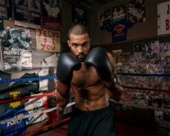 TITLE Boxing Honorary Sparring Gloves 22 TITLE Boxing Honorary Sparring Gloves -TITLE Boxing Shop gossg bk bnl 2 1 1