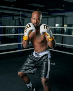 TITLE Boxing Edge Boxing Trunks 2.0 -TITLE Boxing Shop tbtc2 bk wh 2 1 1